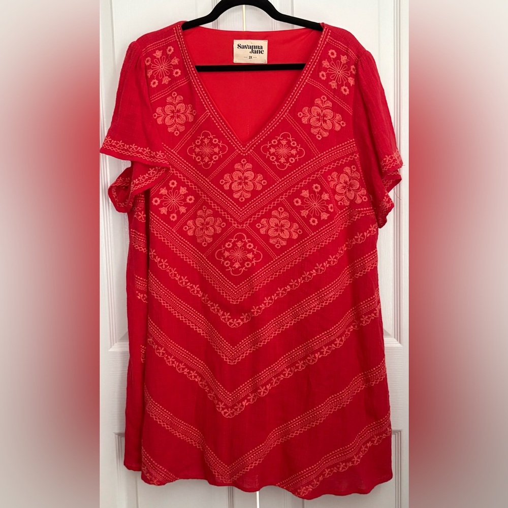 Savanna Jane Women's Vibrant Red Floral Tunic, size 2x